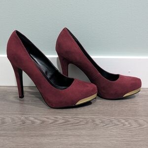 Aldo Burgundy/Maroon High Heels With Gold Accents